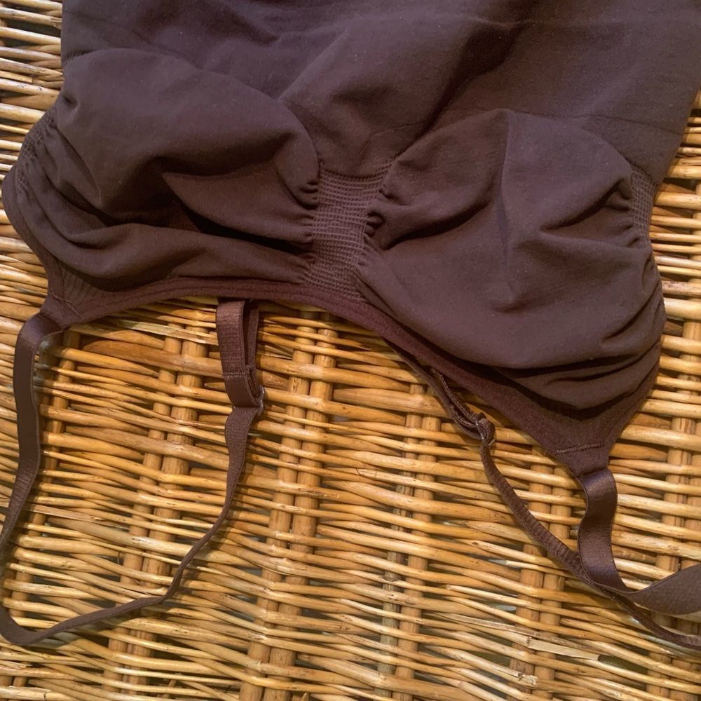 NWT Skims Sculpting Bodysuit with Snap in Cocoa - Picture 6 of 12